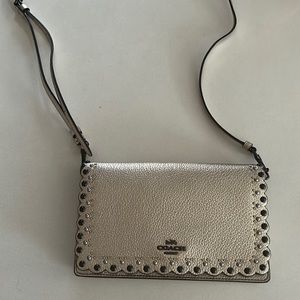 Cross body bag gold